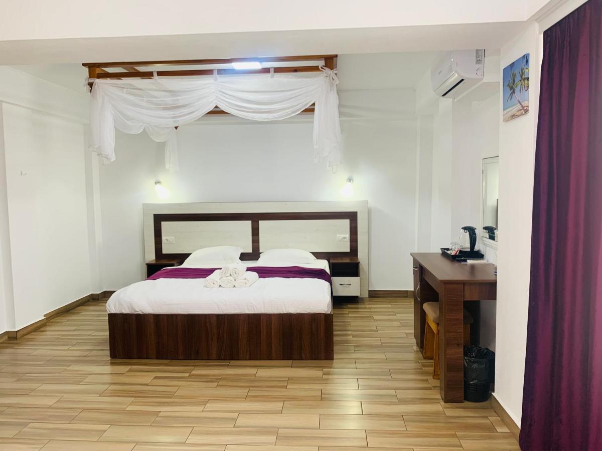 Casa Barina Costinesti Hotel Buitenkant foto
